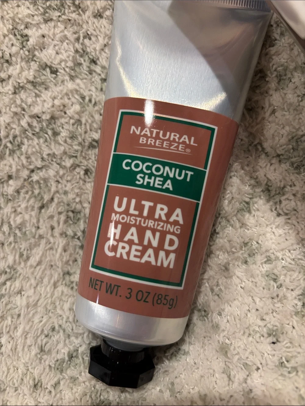 Natural Breeze Scented Coconut Shea Ultra Moisturizing Hand Cream NWT 3oz